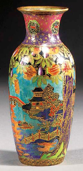 Fairyland Lustre Pattern Z5228 Vase