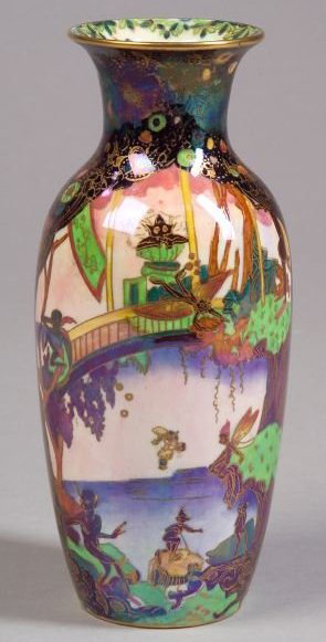 Fairyland Lustre Birds Nest Robbers Vase